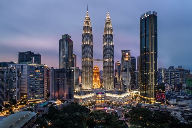 Kuala Lumpur: Where Tradition Meets Futurism